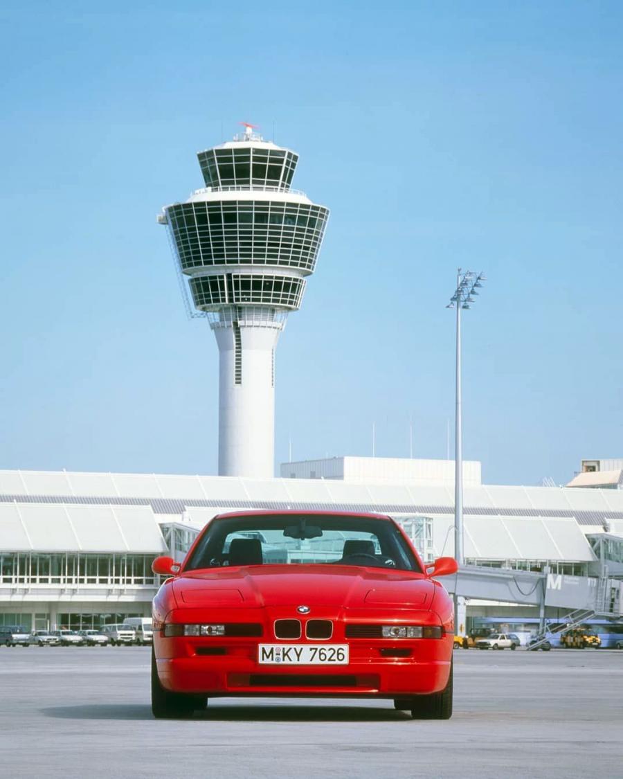  BMW 850 CSi (E31) 1992 года  (фото 5 из 31)
